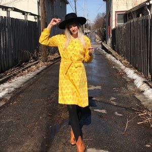 Vintage bumble bee button up long sleeve midi